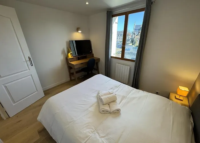 Hyper Centre Apartment